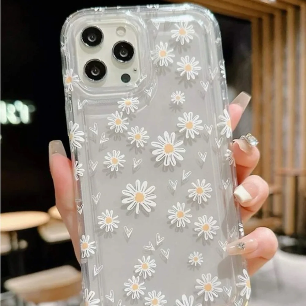 ⚠️Clearance🌟iPhone 14/Pro/Pro Max Daisy Phone Case - Picture 1 of 5